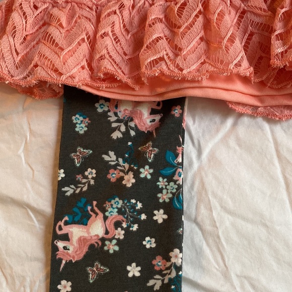 Two Piece legging and top 4T - Picture 2 of 3